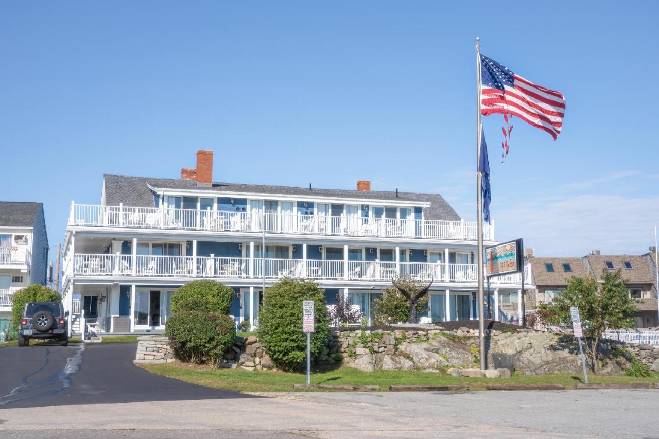 935 Ocean, A Beachside Inn Hampton Exterior photo